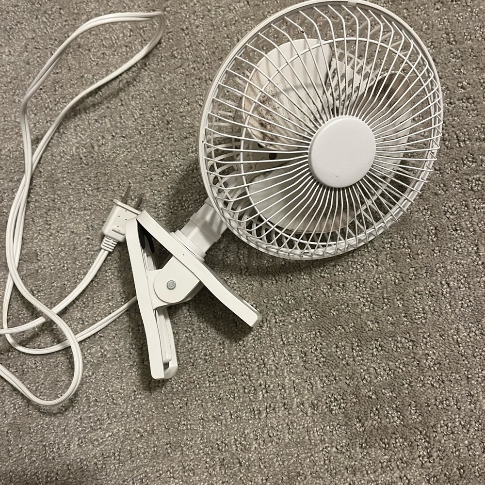 Two speed white on fan 2 Speed